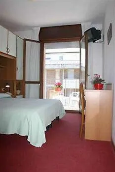 Hotel Colorado Lido di Jesolo 3*,