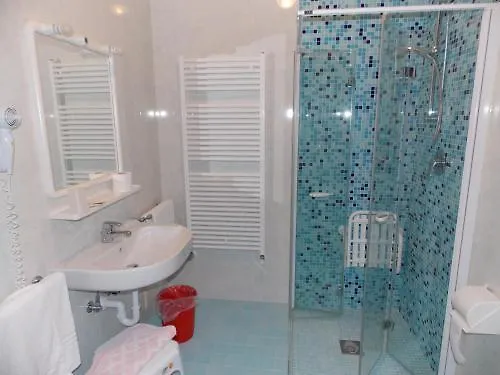 ***  Hotel Colorado Лидо-ди-Езоло Италия