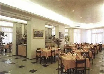 ***  Hotel Colorado Лидо-ди-Езоло Италия